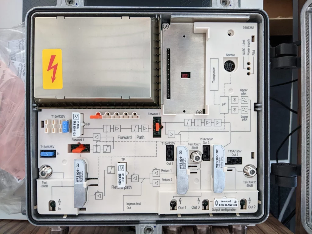 Verstärker Huber + Suhner Btkel